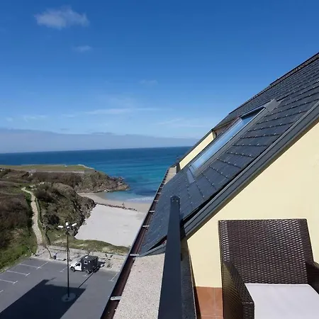 Atico Con Terraza A Pie De Playa * Malpica
